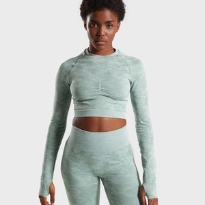 Gymshark Vital Seamless Crop Top in Camo
